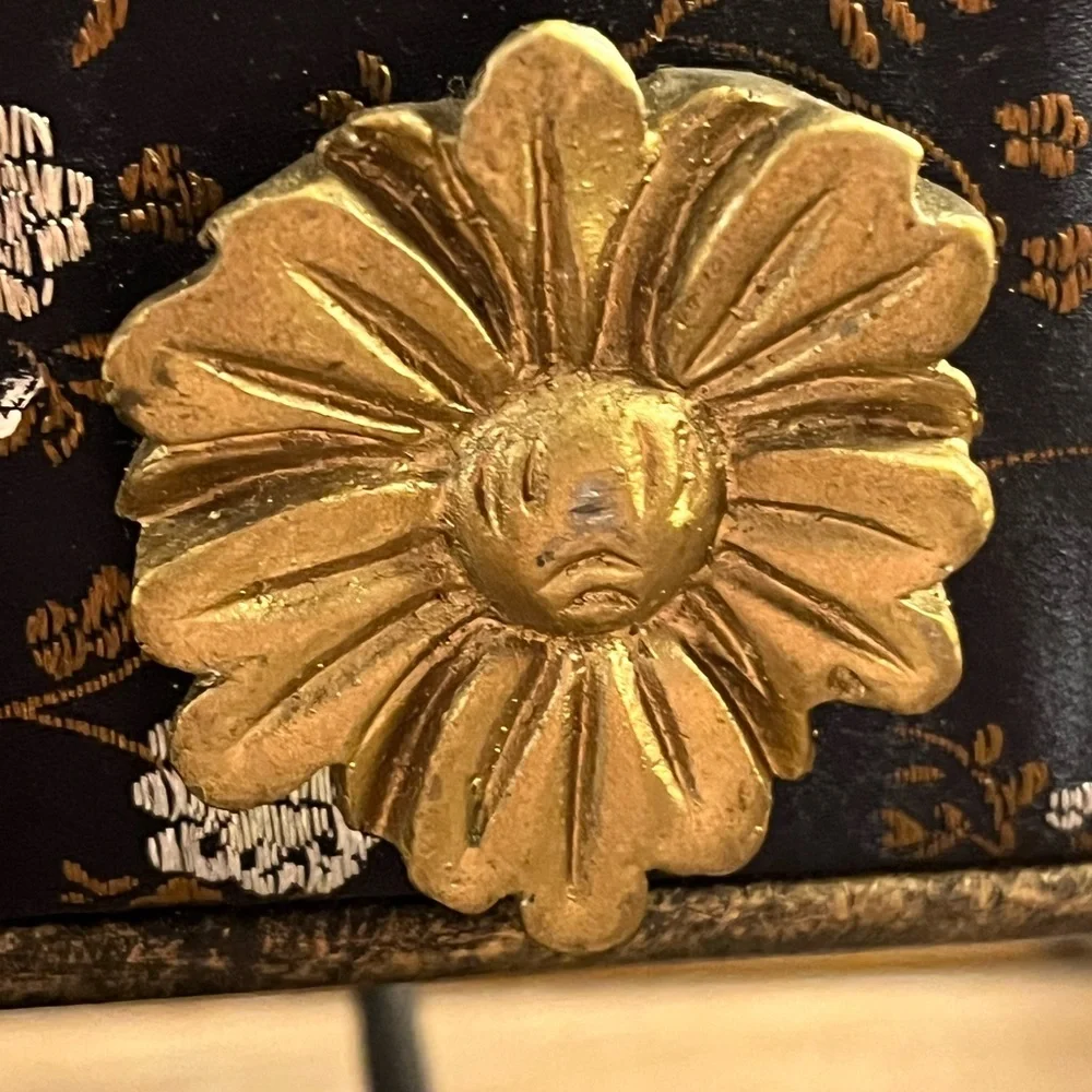 Vintage Asian Floral Jewelry Box with Gold Metal Stand Accents - Picture 2 of 7